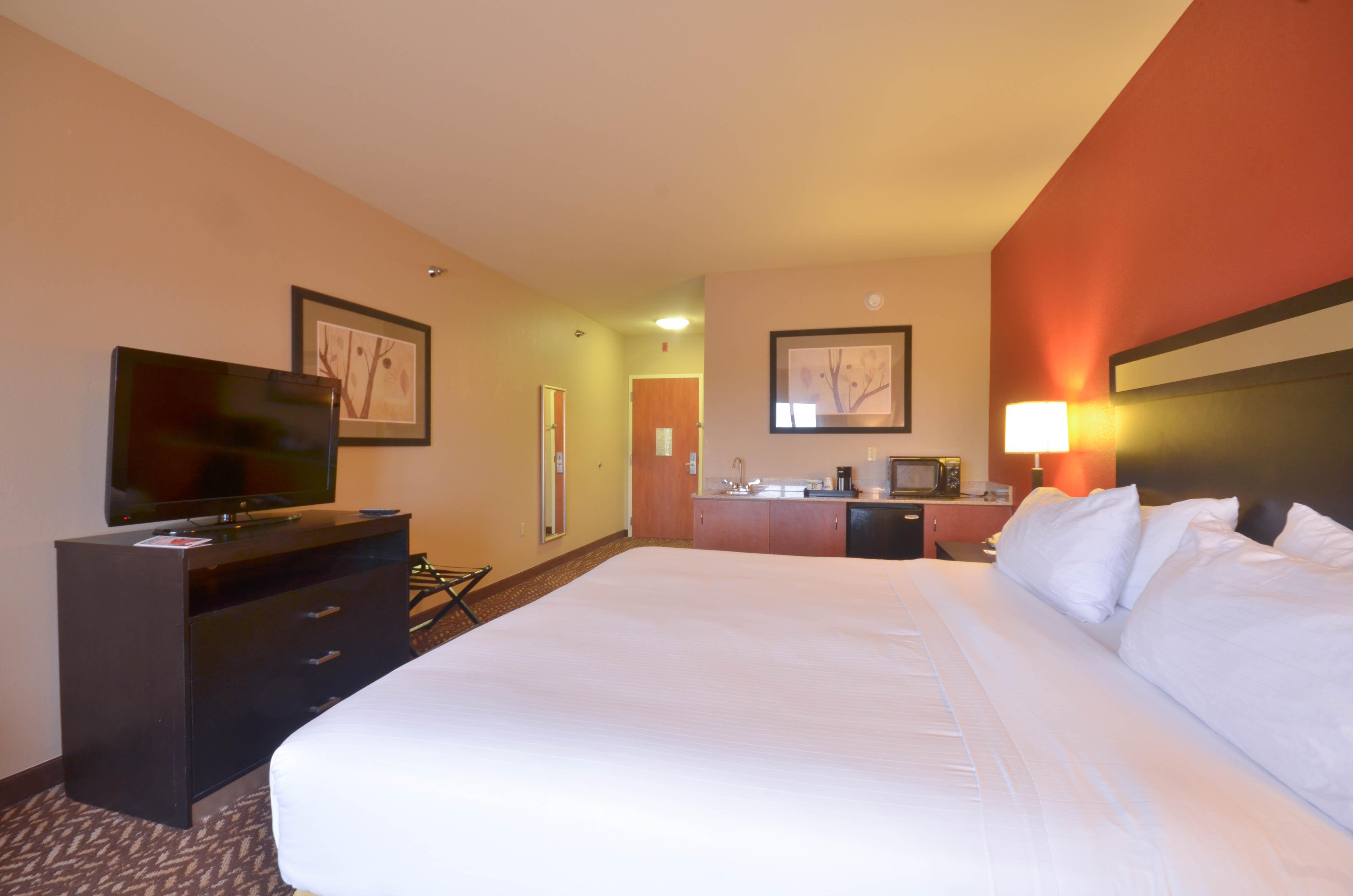 Holiday Inn Express & Suites Pine Bluff/Pines Mall By Ihg Eksteriør billede