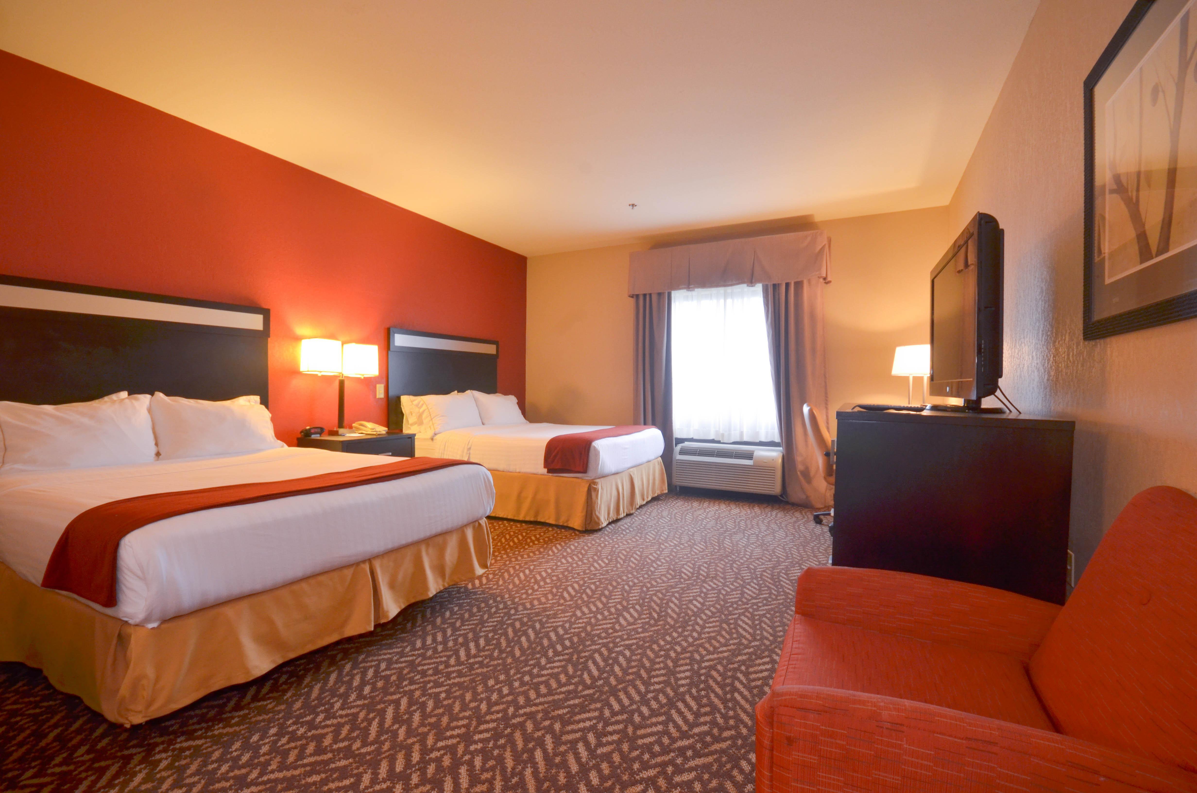 Holiday Inn Express & Suites Pine Bluff/Pines Mall By Ihg Eksteriør billede