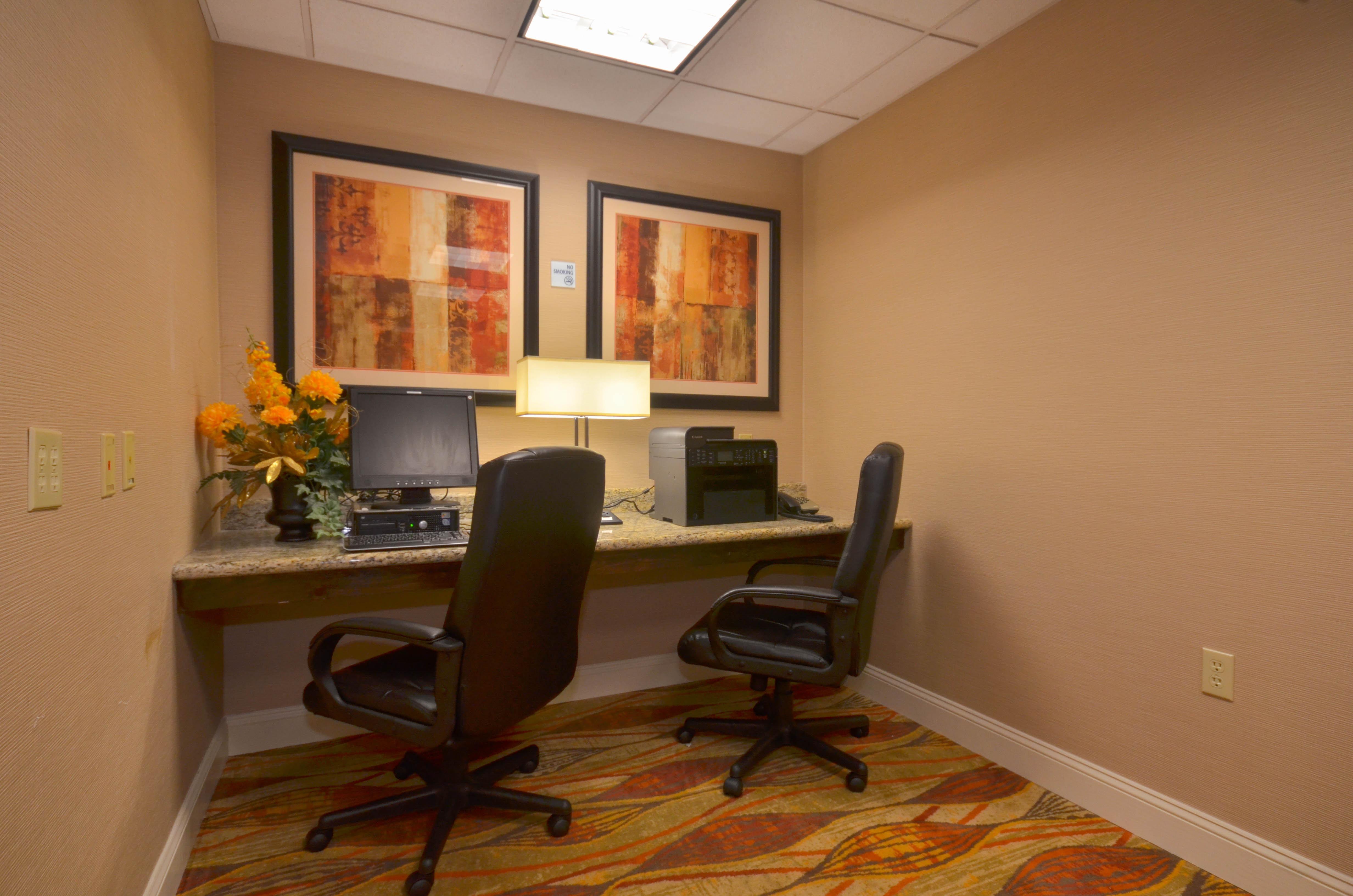 Holiday Inn Express & Suites Pine Bluff/Pines Mall By Ihg Eksteriør billede